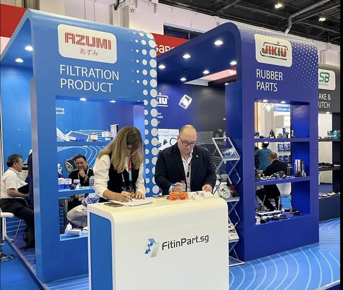 Jikiu receives great feedback for rubber metal parts at Dubai Automechanika 2023